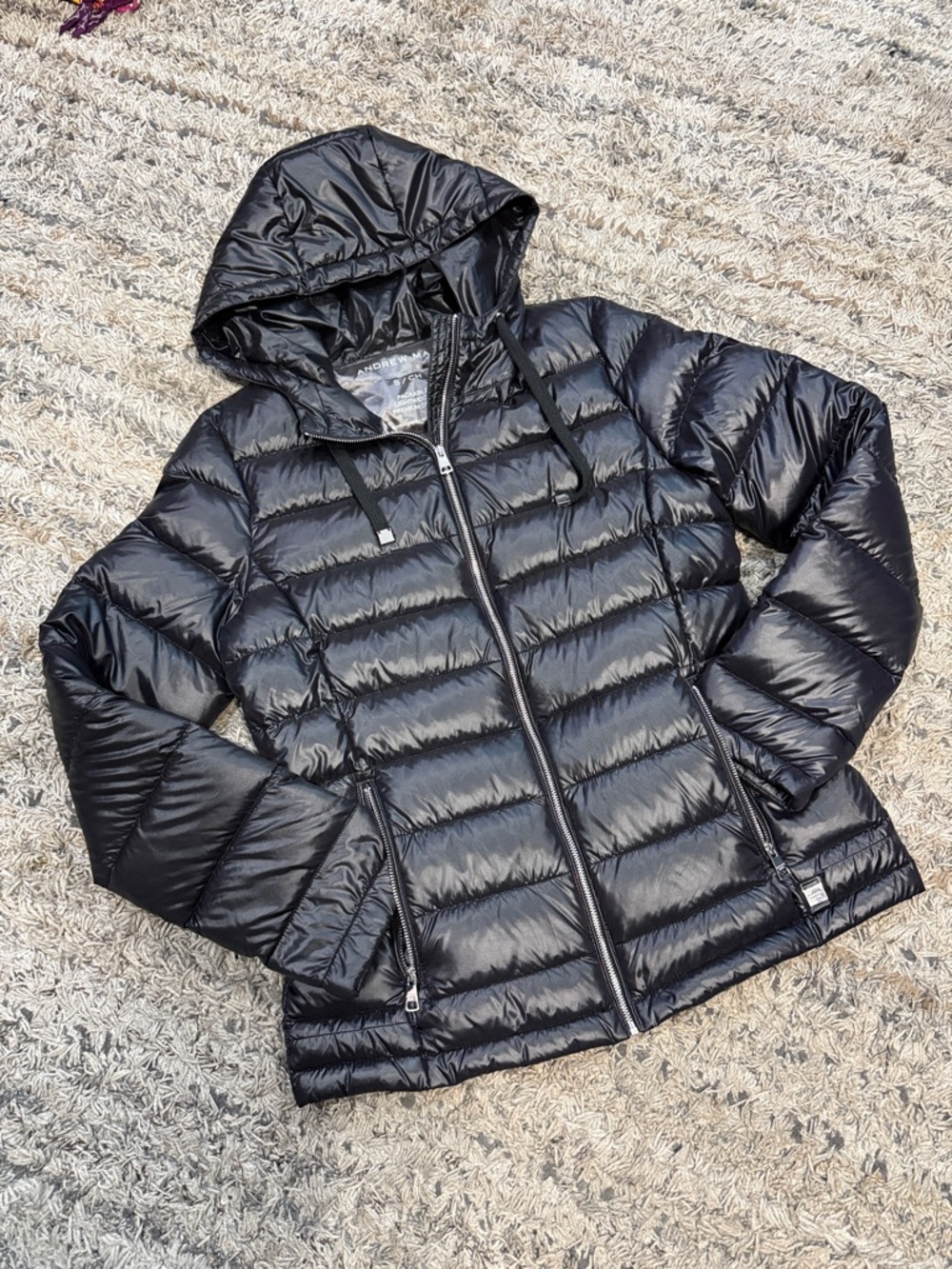 Andrew Marc women’s Black packable lightweight, premium down Puffer Jacket sz S